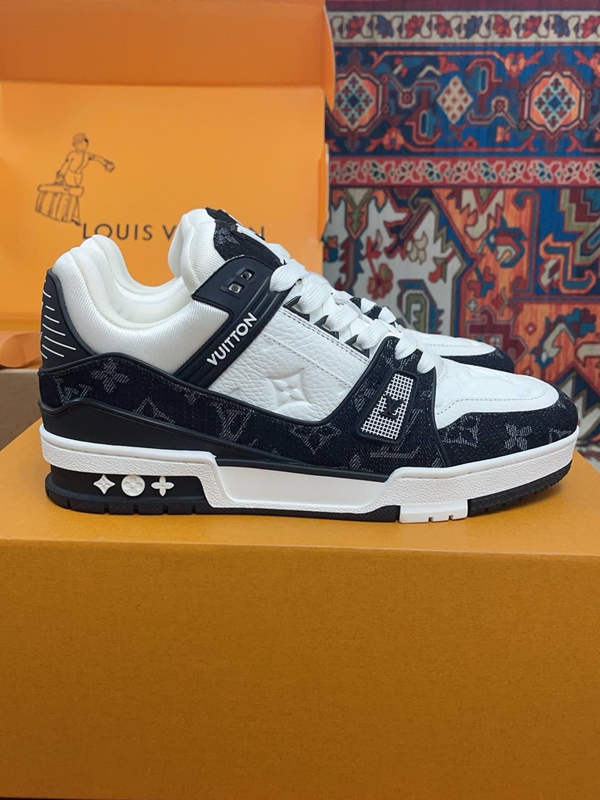 ルイヴィトン靴全体デザイン